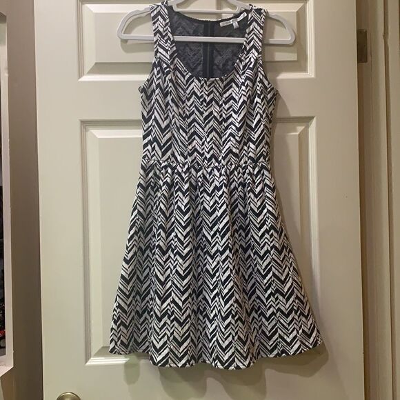 Adorable Collective Concepts Small Navy/White Summertime Party Dress - Picture 1 of 6